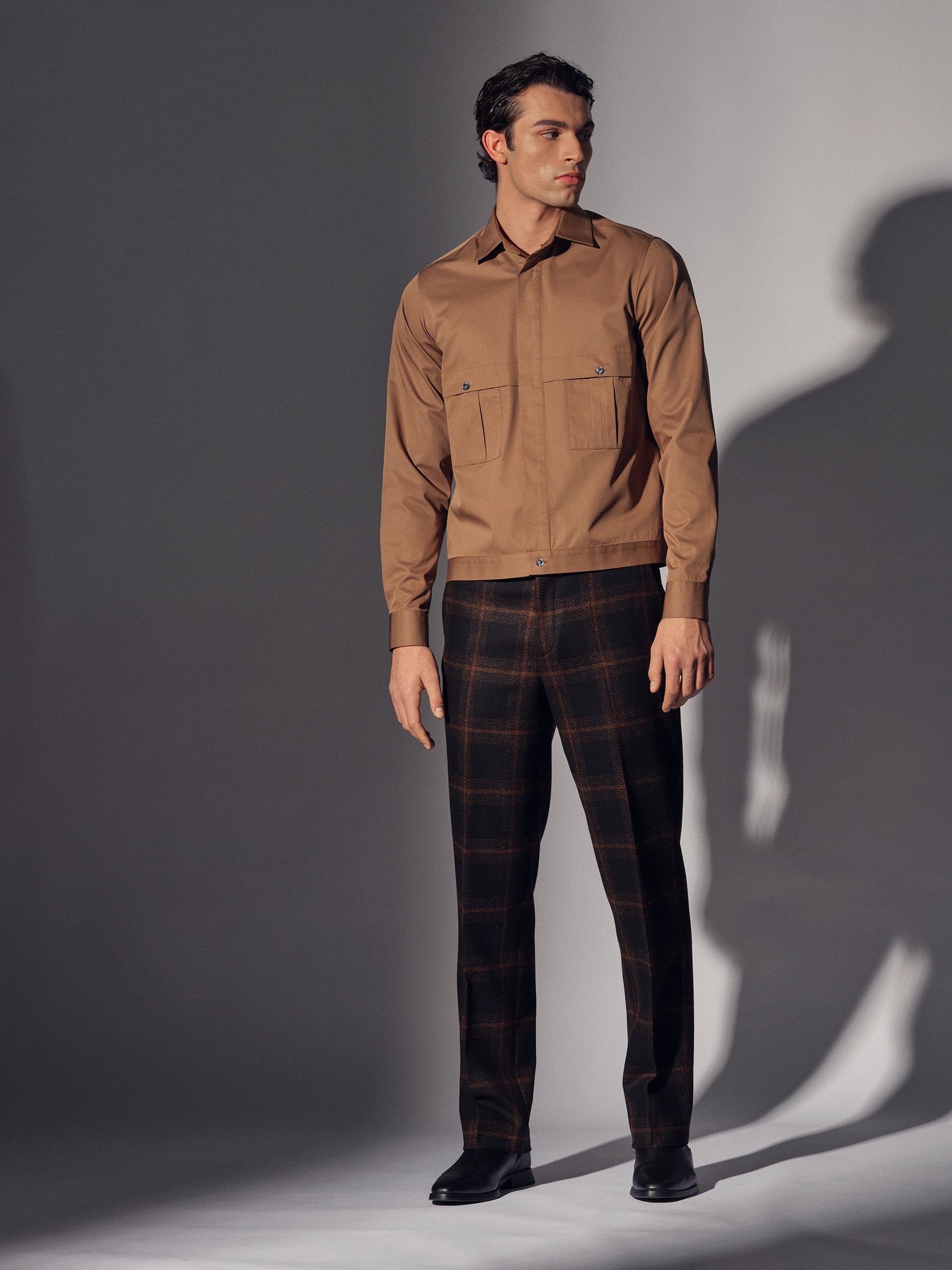 Box Pleat Pocket Shirt in Brown