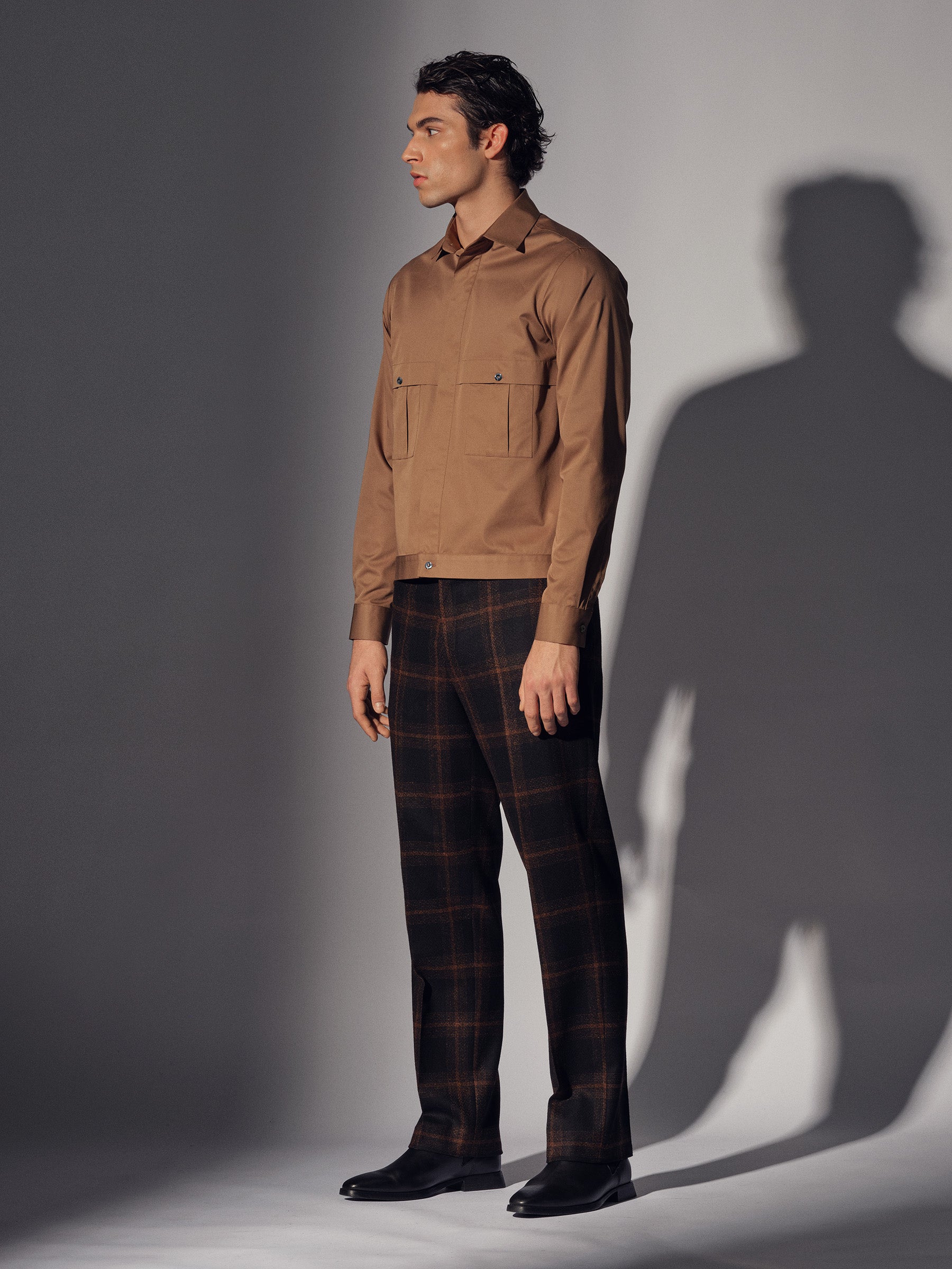 Box Pleat Pocket Shirt in Brown