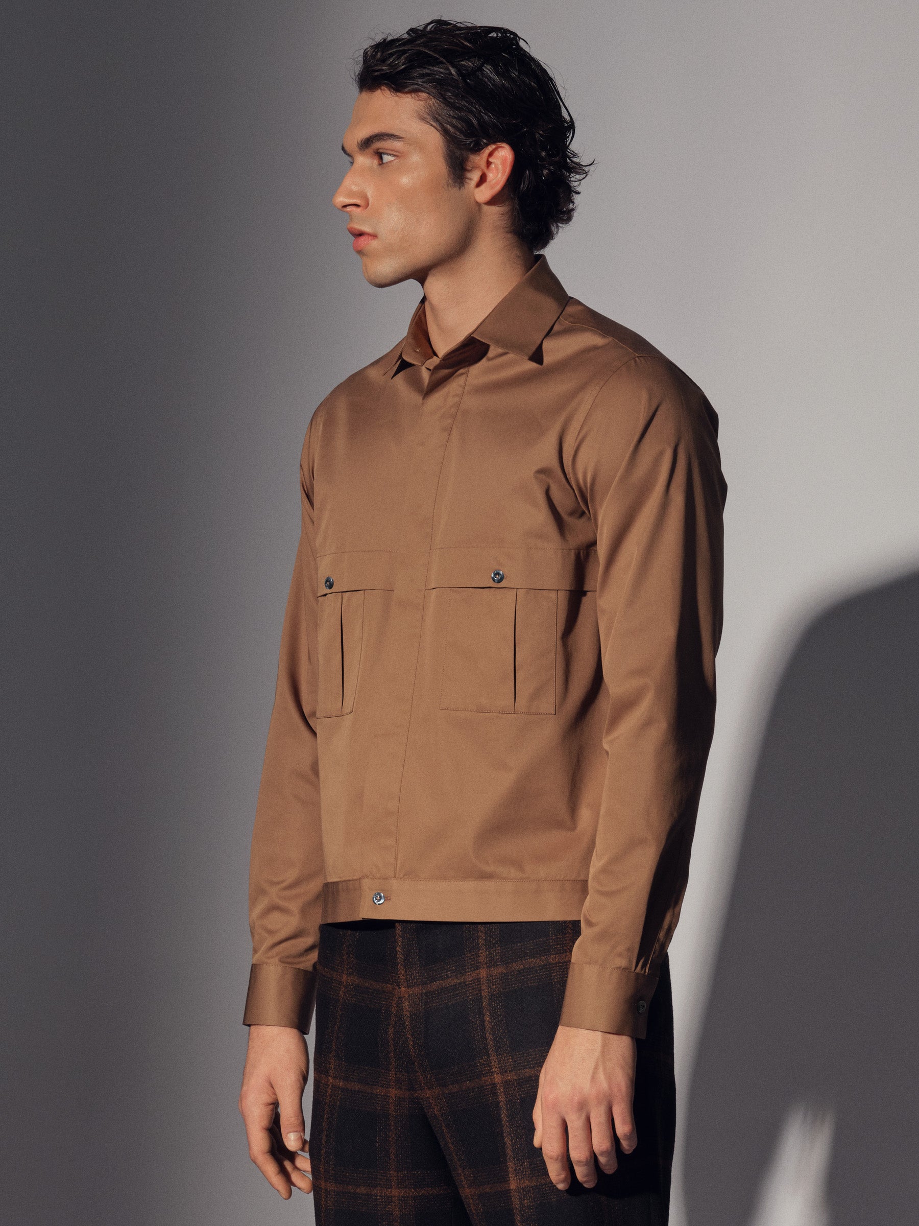Box Pleat Pocket Shirt in Brown